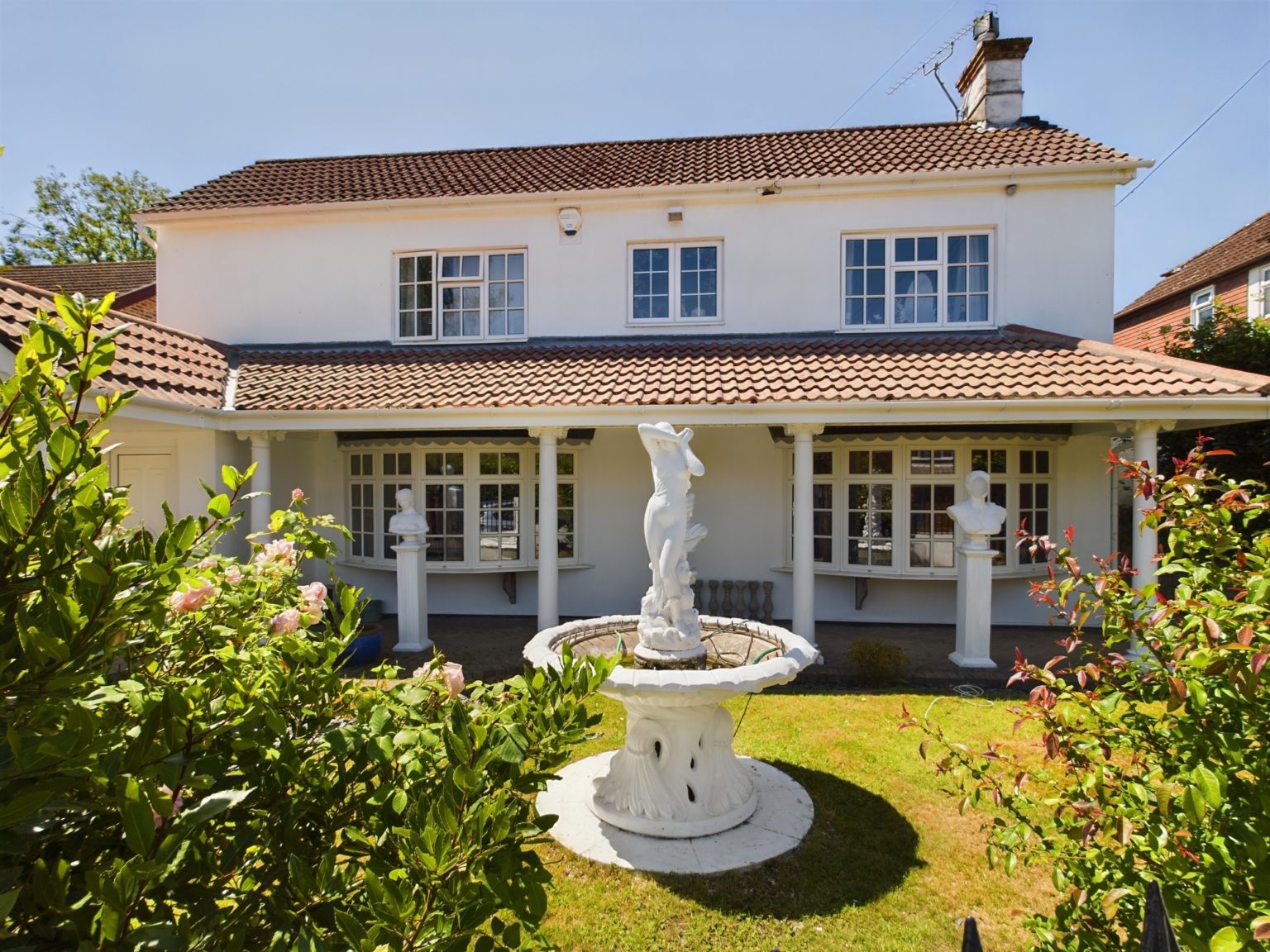 Burridge Road, Burridge, Southampton Manns and Manns