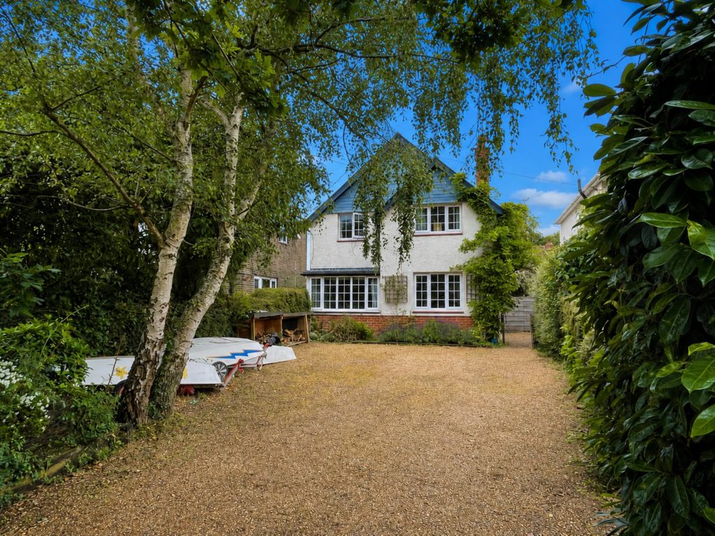 Satchell Lane, Hamble, Southampton