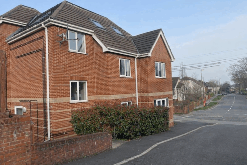 Bursledon Road, Hedge End, Southampton