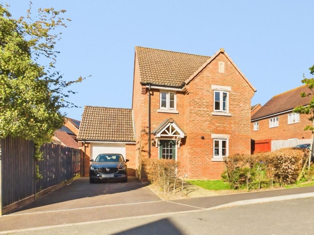 Rothschild Drive, Sarisbury Green, Southampton
