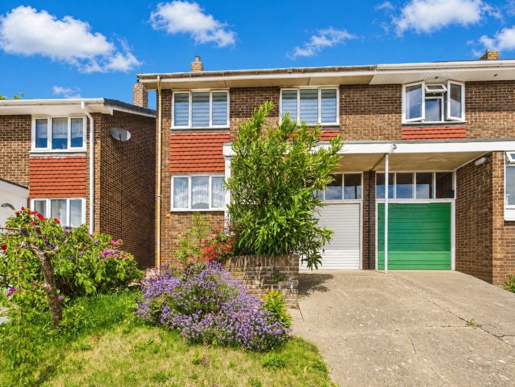 Estridge Close, Bursledon, Southampton