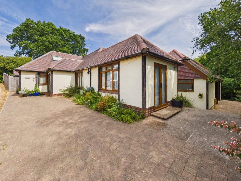 Oakhurst Close, Netley Abbey, Southampton