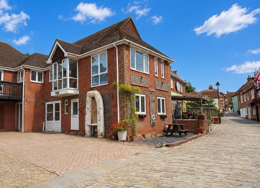 High Street, Hamble, Southampton