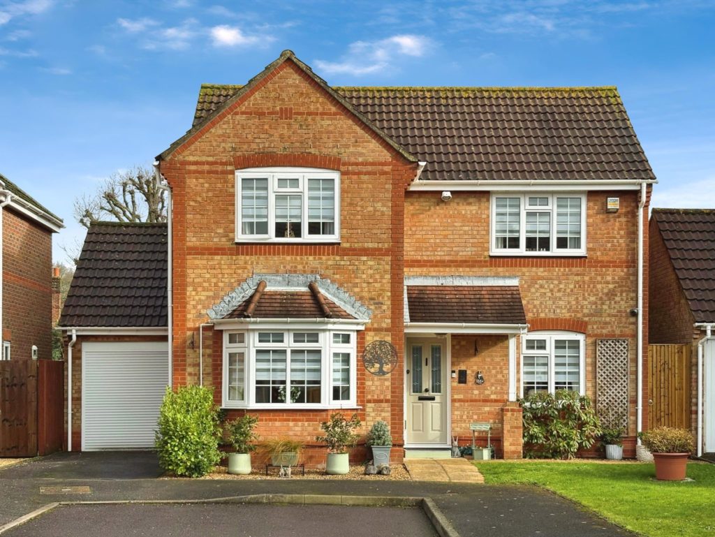 The Grove, Butlocks Heath, Netley Abbey